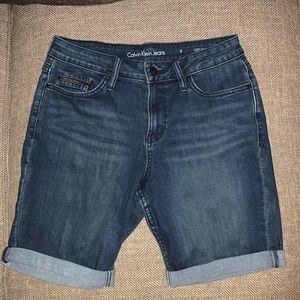 EUC Calvin Klein Jean  City Shorts Size 8.